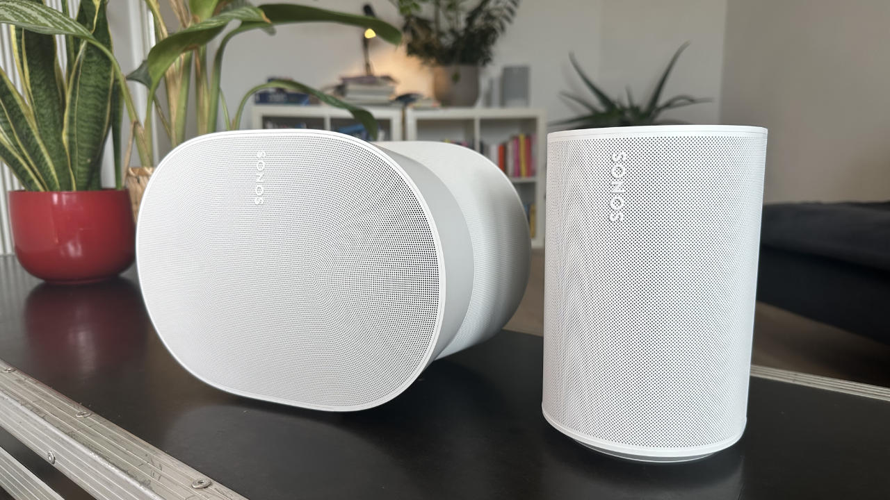 Sonos Era 300 vs Era 100 comparison